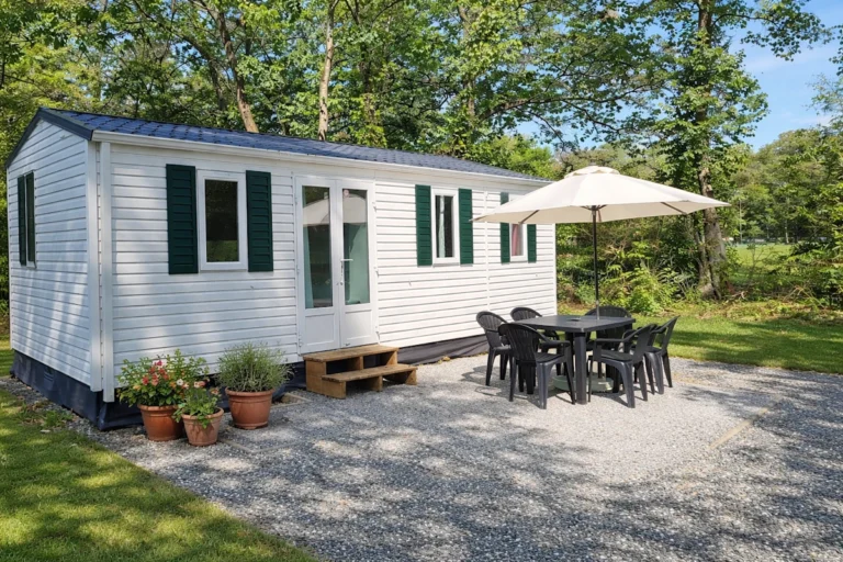 Hébergement cure thermale à Saint-Honoré : camping ou résidence ?